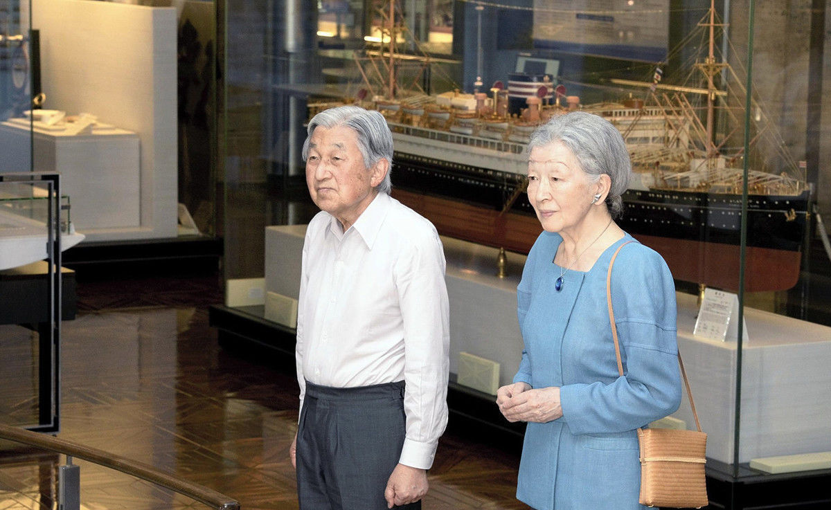 日本天皇换代流程确定,明仁致辞告别,10分钟结