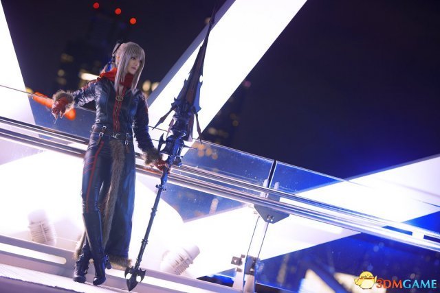 《最终幻想15》女龙骑士精美cos 官方点赞分享