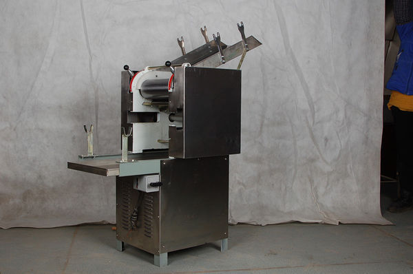 我想开一个个人的面条加工店想知道一个自动面