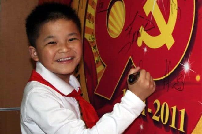 去,连救两人被姚明带上奥运,汶川地震小英雄今