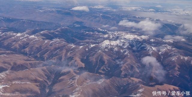 去西藏到底是该选择坐飞机还是坐火车呢?这篇