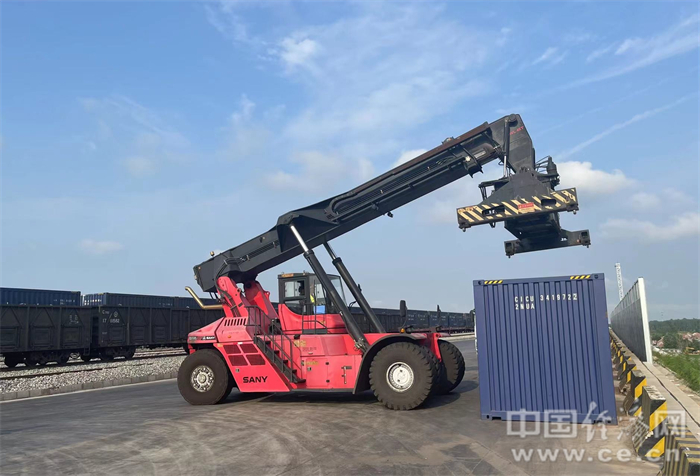 t01bf6b45d6a8f714de.jpg?size=700x476