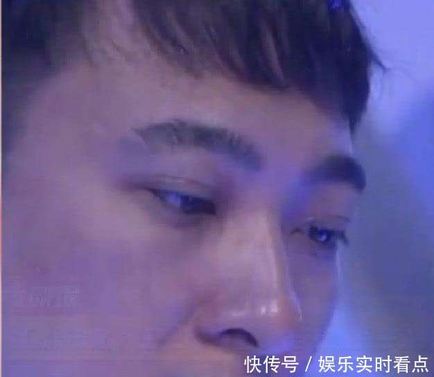 王思聪现身偶像练习生总决赛引争议, 双眼皮贴