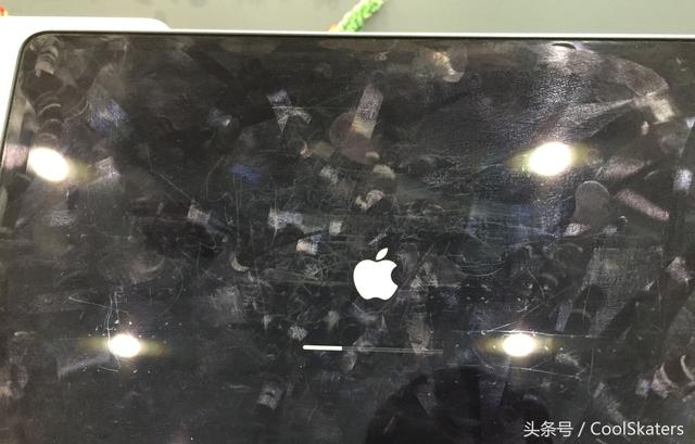 记一次MacBook Pro由于涂层脱落而换屏的经历