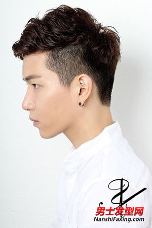 个发型可每次去后脑勺头发都直接接整个头型后