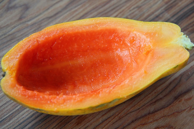 木瓜怎么吃最简单方便 t01c22d0cacad5e6e51.jpg?size=800x533