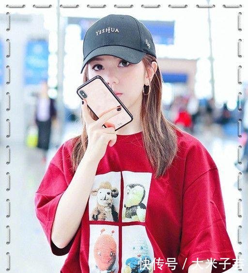 邓紫棋不过穿条破洞裤,就变竹竿腿,难怪富二代