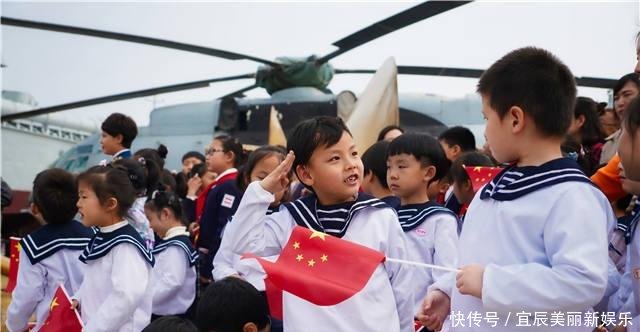 你好,中国海军!