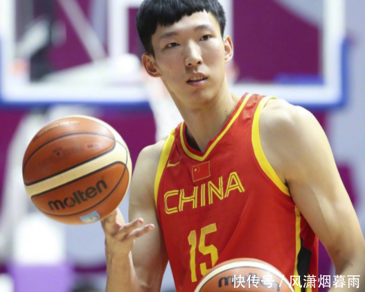 好消息!周琦目前属于新疆队,他是国内少数能对