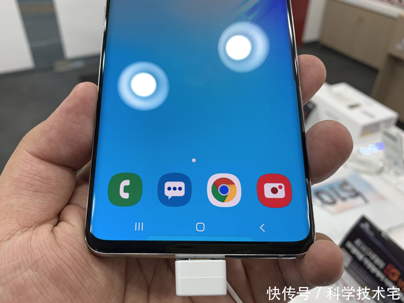 华为P30 Pro不是拍照最好的手机,三星这款机器