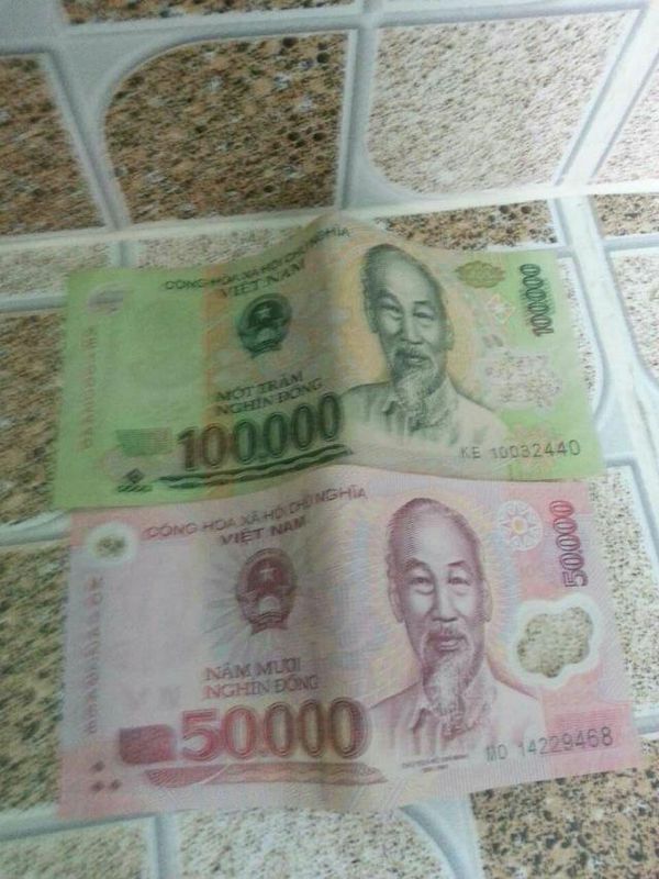 这个钱是那国家的,10万换人民币多少钱的?_3