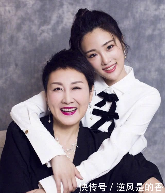 她是明星的女儿,演了3部电视剧还没红,今演员