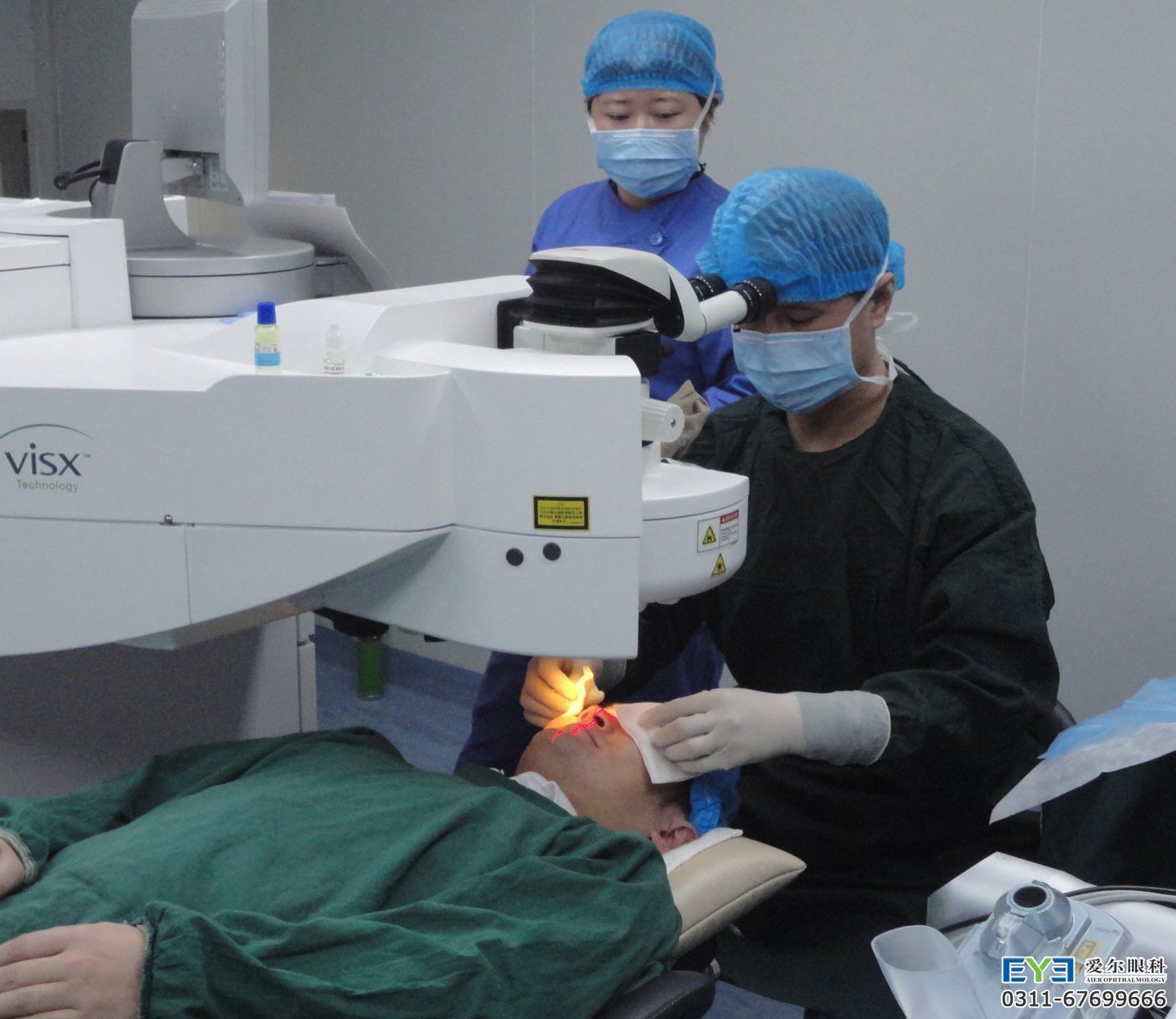 近视矫正手术如何选择最适合自己的激光角膜屈光手术方式_患者