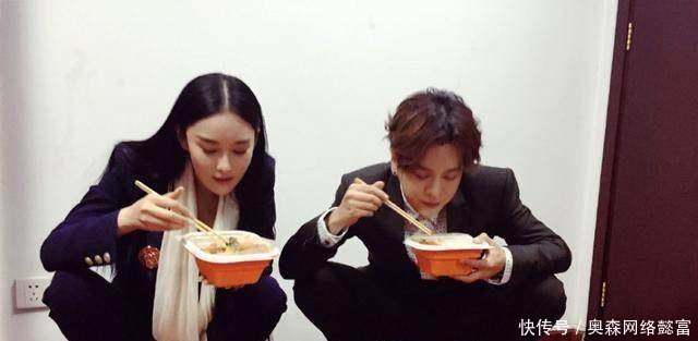 身价上亿的明星吃什么盒饭杨幂节俭,赵丽颖亮