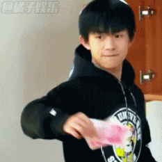 【表情包】千玺在《放开我北鼻》中的小表情,我的哥哥