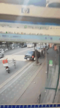 周一最新爆笑雷人囧图合集 美女胸前春光无限吸睛