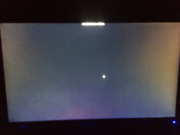 京东买的显示器,不是自营是第三方。显示器漏