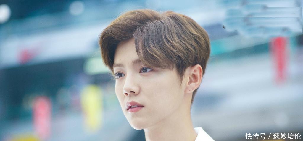 鹿晗与关晓彤新剧吻戏剧情, 34秒深情接吻高清