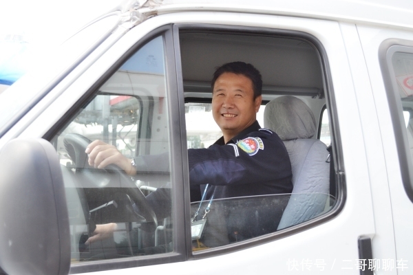 C1司机乐坏了,有人却犯愁了,只因2019年驾照