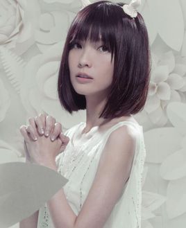 这些明星同名却不同命，歌手郭美美被她害惨，女版杨洋被迫改名
