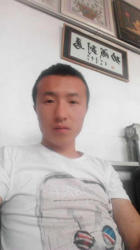 我是离婚男,28岁有一5岁的女儿,我想找个离婚