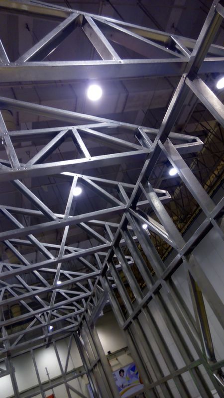 薄壁轻钢结构建筑构件成型设备系统?_360问答