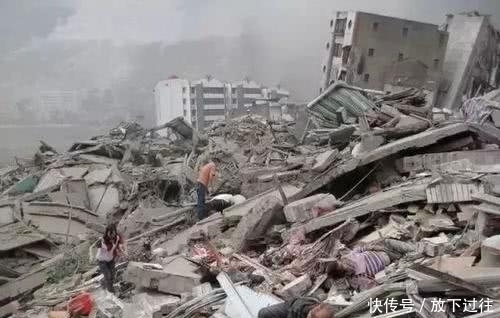 哪里发生了大地震 t01cfab0e624df59cd5.jpg