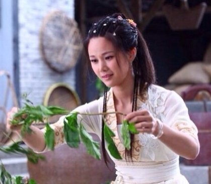 导<em>姐叨叨叨</em>:除了春晚看点啥 57岁刘晓庆演16岁