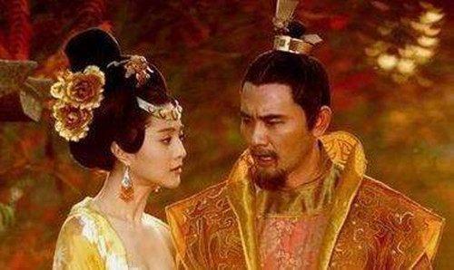 宰相叮嘱儿子:我死后将家中玉器摆棺前,儿子听从结果救全族一命