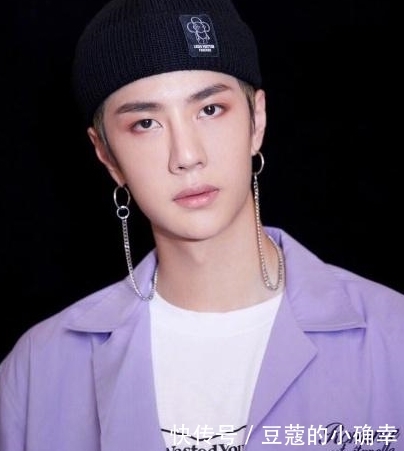 不愿进娱乐圈,却不停参加综艺节目的眉毛哥,