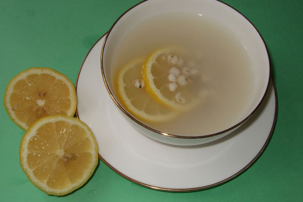 喝柠檬水能美白吗_360问答