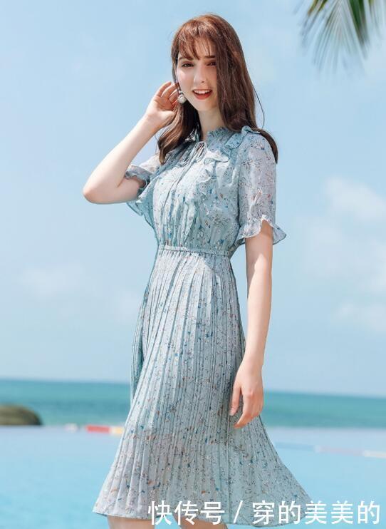 女人一旦到了中年,要学会穿衣打扮,学会这三个技巧,美得很高级 mg电子游艺注册平台