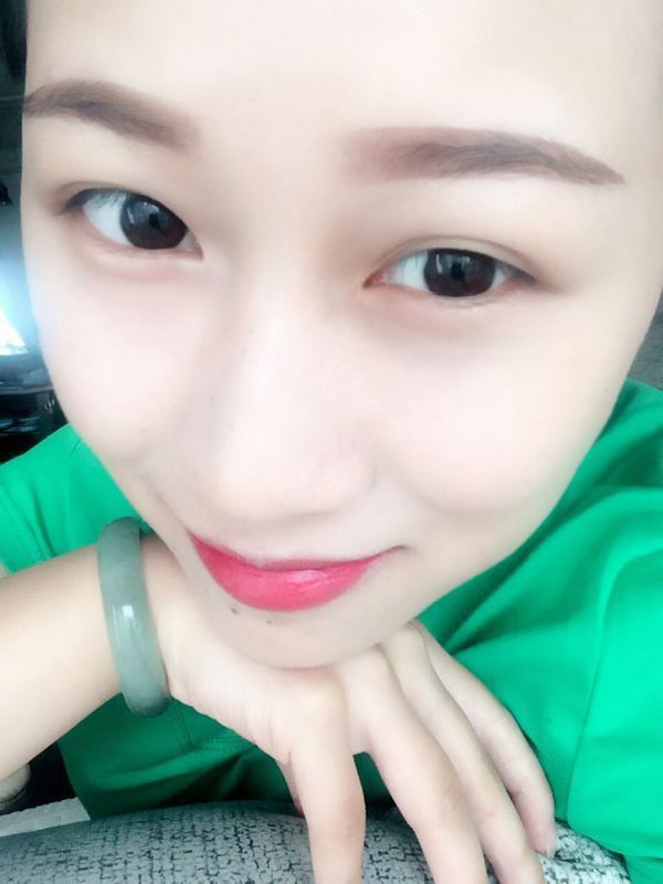 撕拉唇彩怎么用,谁教下我?_360问答