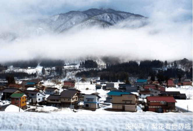 使不受欢迎, 为何中国人挤破脑袋, 也要在日本定