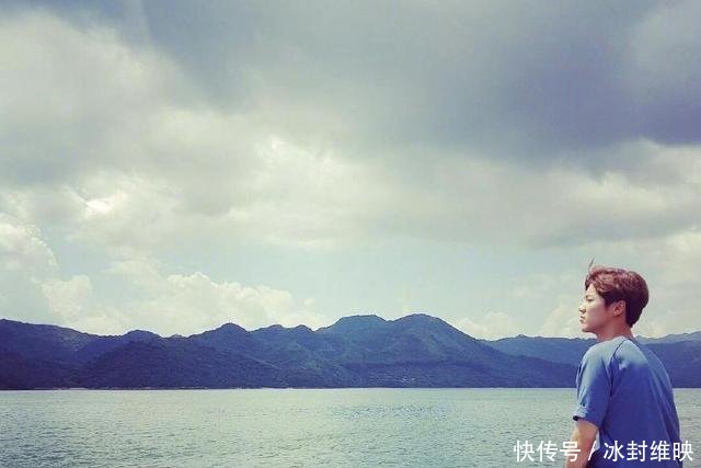 鹿晗亲吻关晓彤34秒,鹿晗粉丝选择去面对现实