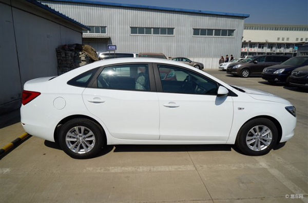 想买个十五万左右最好是以内的车,喜欢别克英