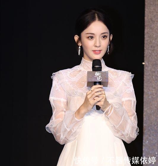 古力娜扎白裙飘飘魅力四射