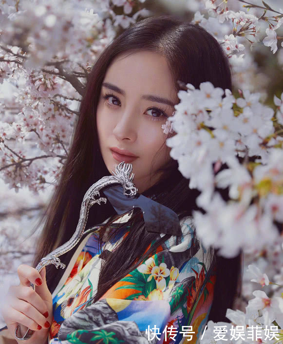 杨幂大谈瘦身法,打脸老爸,网友:被天生吃不胖骗