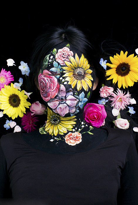 这不是PS:日本女艺术家创作逼真3D人体彩绘