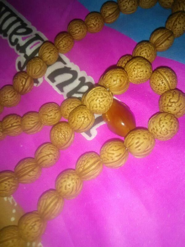 文玩桃核手串,如何防止生虫,需要买什么东西可