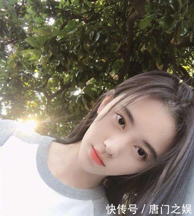 四川姑娘是天生皮肤白吗看完鞠婧祎的10cm生图,果真说明问题 盈丰平台棋牌