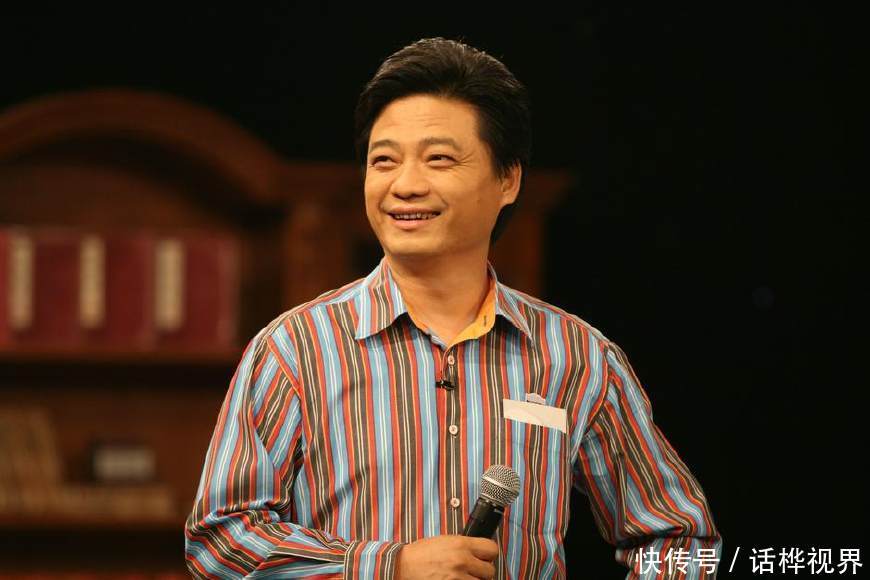 崔永元帮冯小刚宣传《手机2》,这部电影的票房