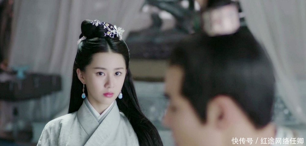 刘诗诗带不火她,和郑爽合作被骂,如今凭借《扶