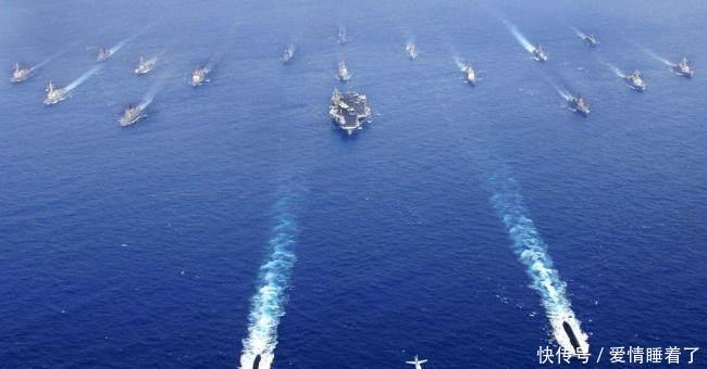 航母在海上遇到强台风会怎么办?是掉头回港,还