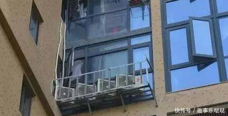 男子在家发现楼上一天冲马桶几十次,去敲门后这一幕让他傻眼了