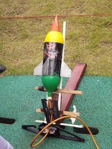 多级水火箭怎么制作?_360问答