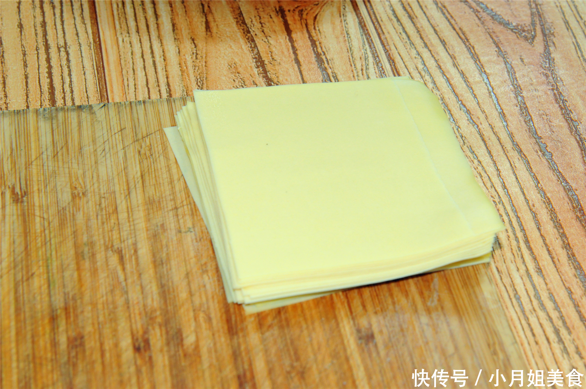 豆腐皮与肉馅最好吃的美食做法,既当饭又当菜