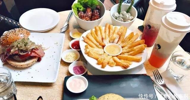 红邮筒人均_红邮筒水彩