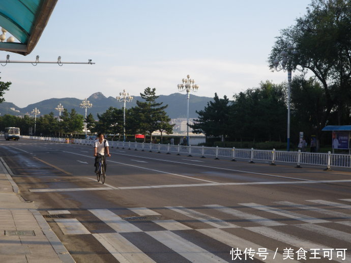 实拍中国最干净城市街道，看不到任何垃圾，网友： 厉害了我的国