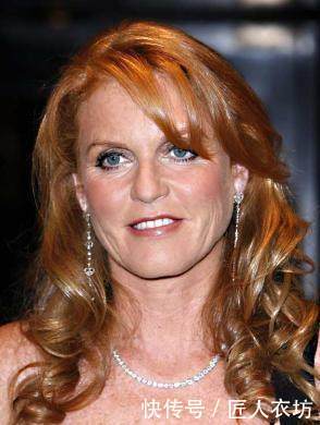 凯特王妃小姑尤金妮公主订婚,母亲竟被英国皇